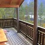 Lodge Hov Hyttegrend *