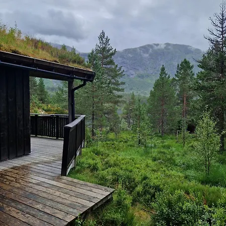 Hov Hyttegrend Деревянный коттедж Viksdalen