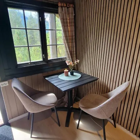 Hov Hyttegrend Viksdalen