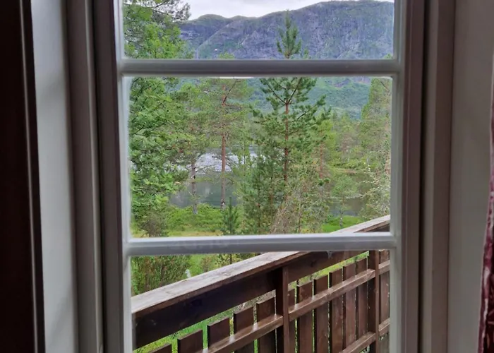 Lodge Hov Hyttegrend